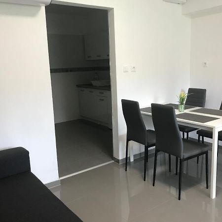세게드 Tisza Gyongye Apartmanhaz 아파트 외부 사진