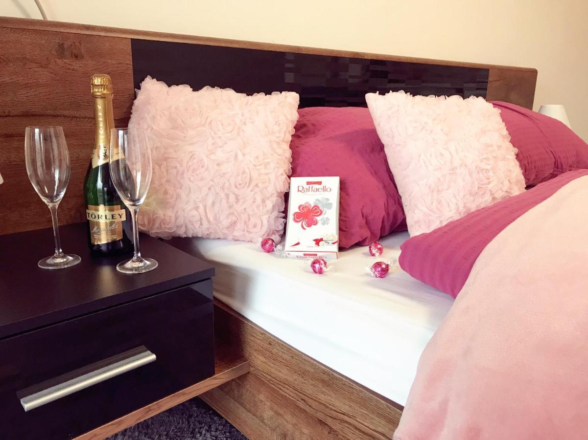 세게드 Tisza Gyongye Apartmanhaz 아파트 외부 사진